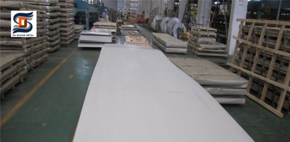 Austenitic stainless steel